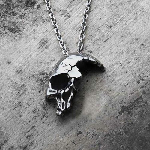 Retro Half Skull Gothic Punk Necklace Metal Skull Pendant Steampunk Jewelry