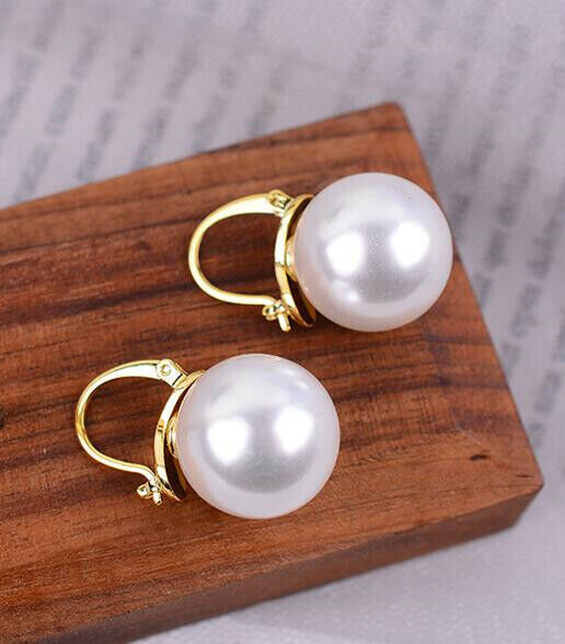 12mm Tahitian white South Sea Shell Pearl Earring 18k gold Gift For Her Flawless