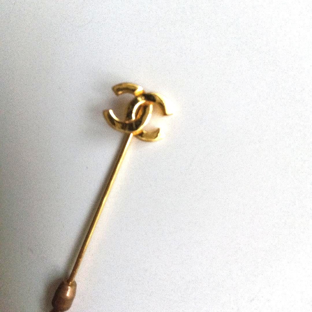 CHANEL CC Logo Gold Tone Stick Pin Brooch Lapel Hat Pin 5.5cm(2.2in) Authentic