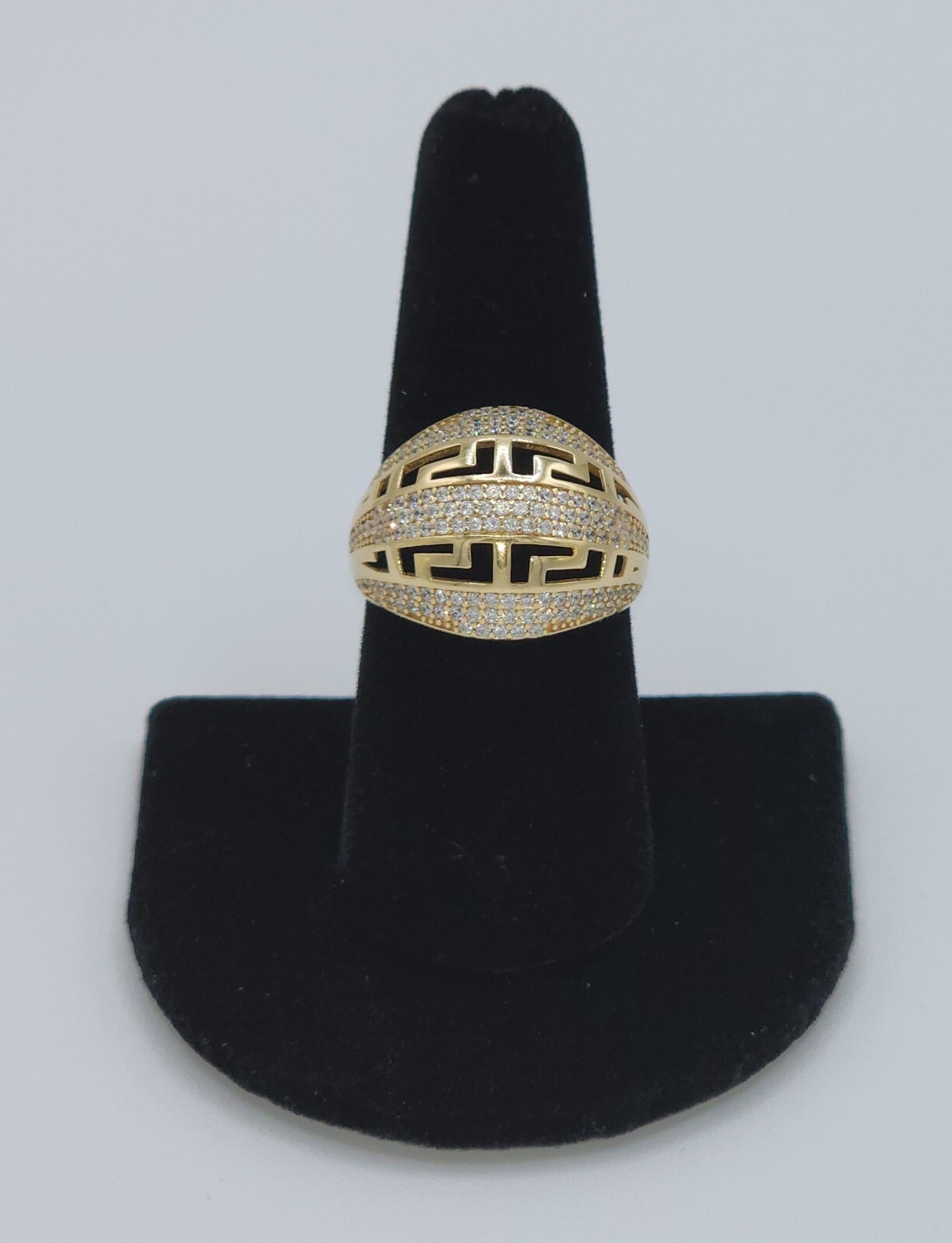 ⭐️ Elegant 14k Gold Cubic Zirconia Ring ⭐️