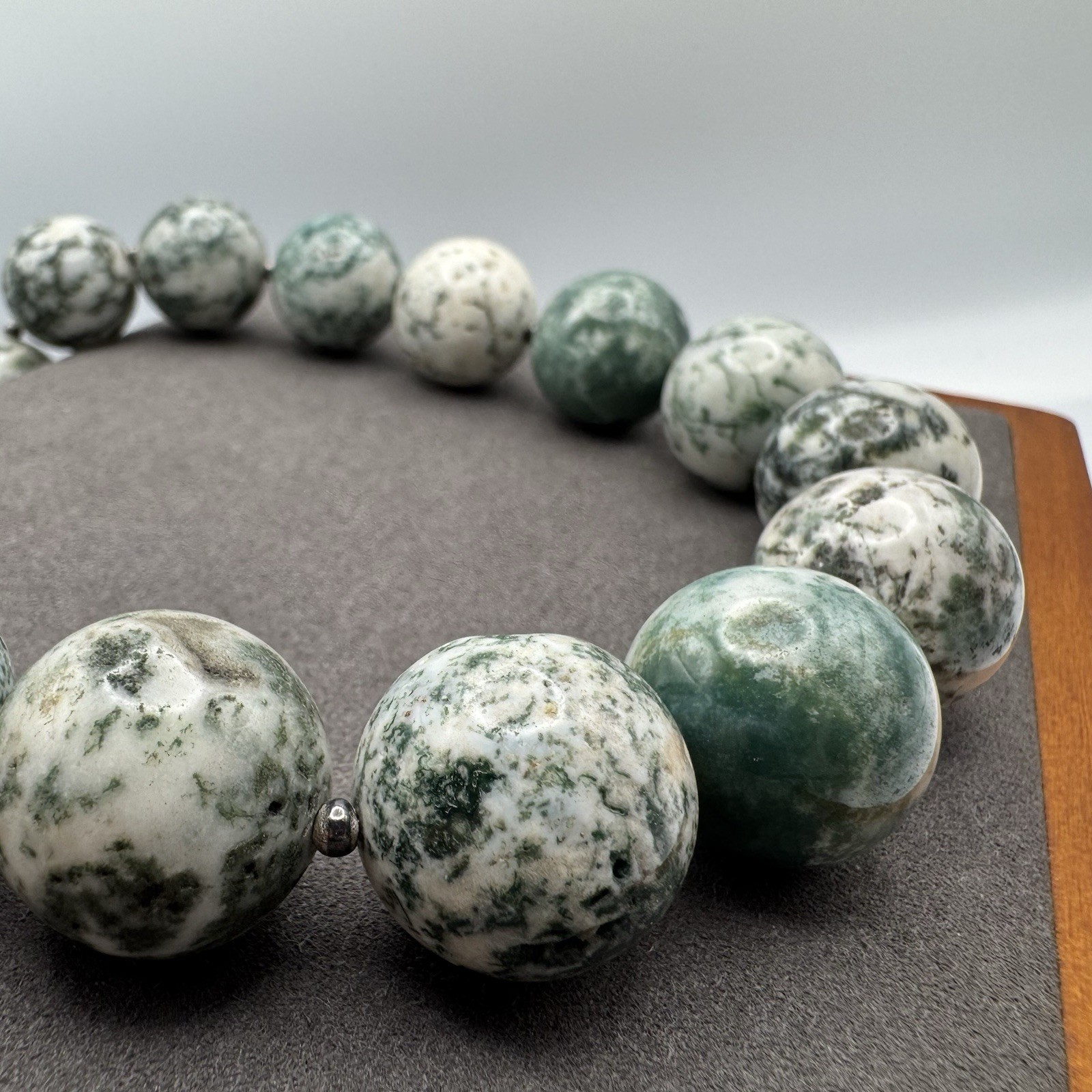 Chunky Natural Green White Tree Agate Moss Agate 20mm Round Bead Necklace