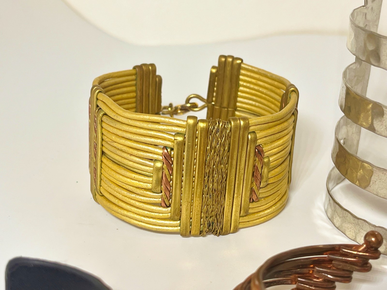Women’s Mixed Most Metal Cuff Style Bracelets Lot of 11 Various Colors & Widths