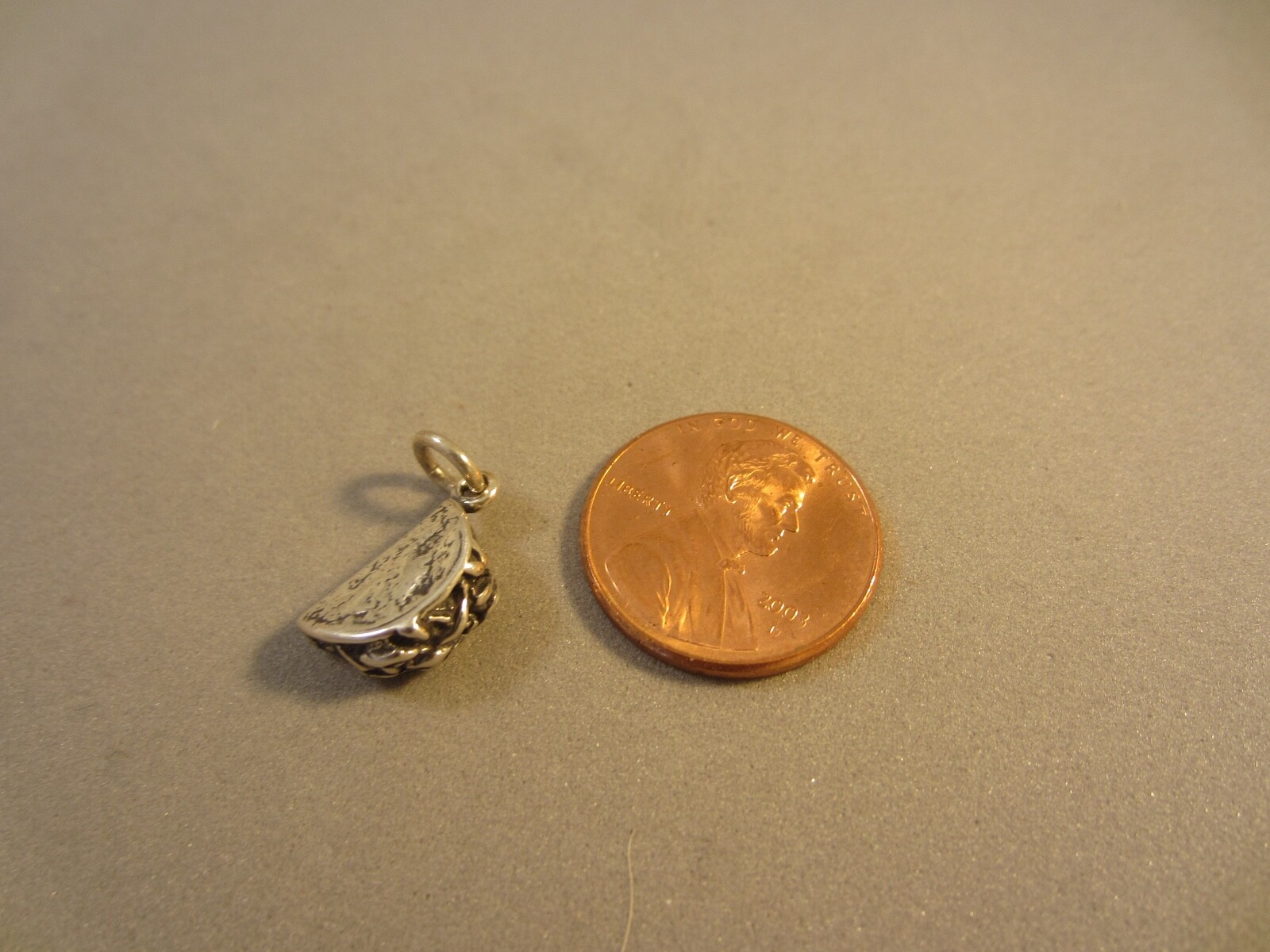 .925 Sterling Silver 3-D HARD TACO CHARM Pendant Mexican Food NEW 925 KT06