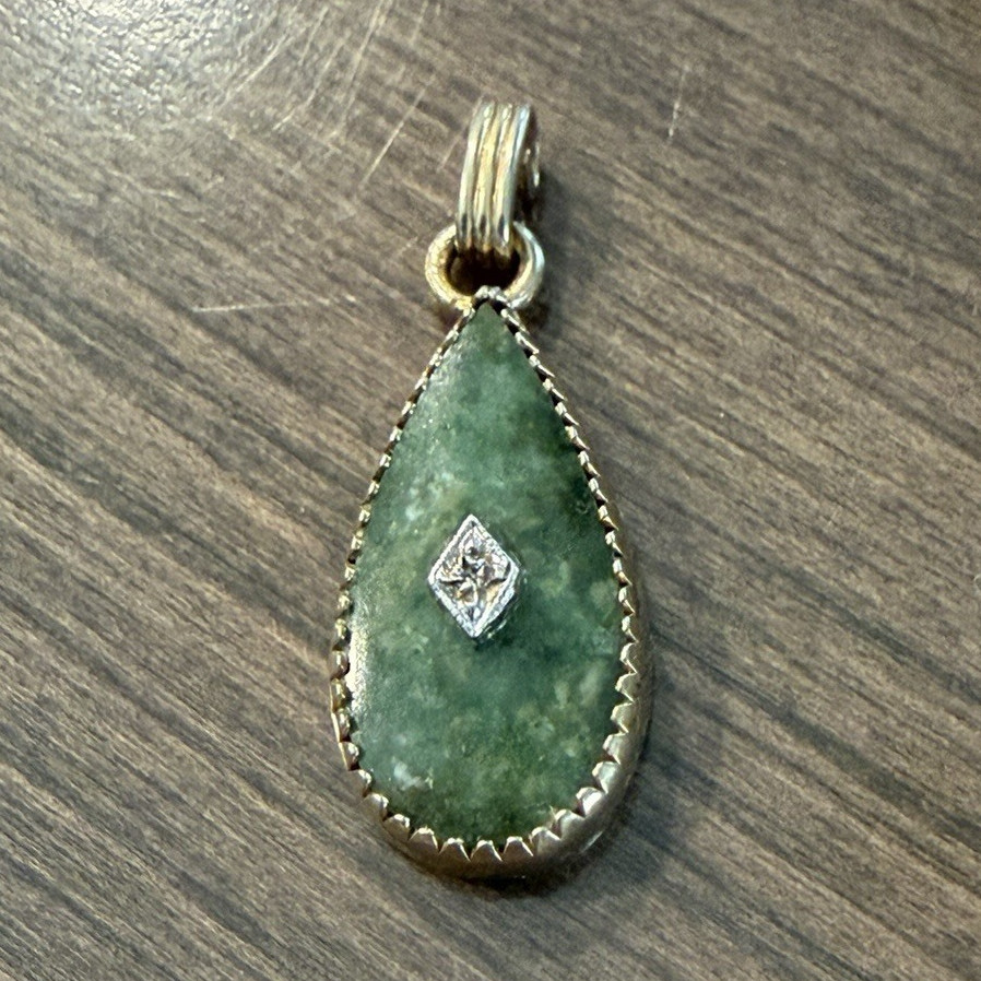 Vintage 12K Gold Filled Green Stone Teardrop Pendant Jade Aventurine Art Deco