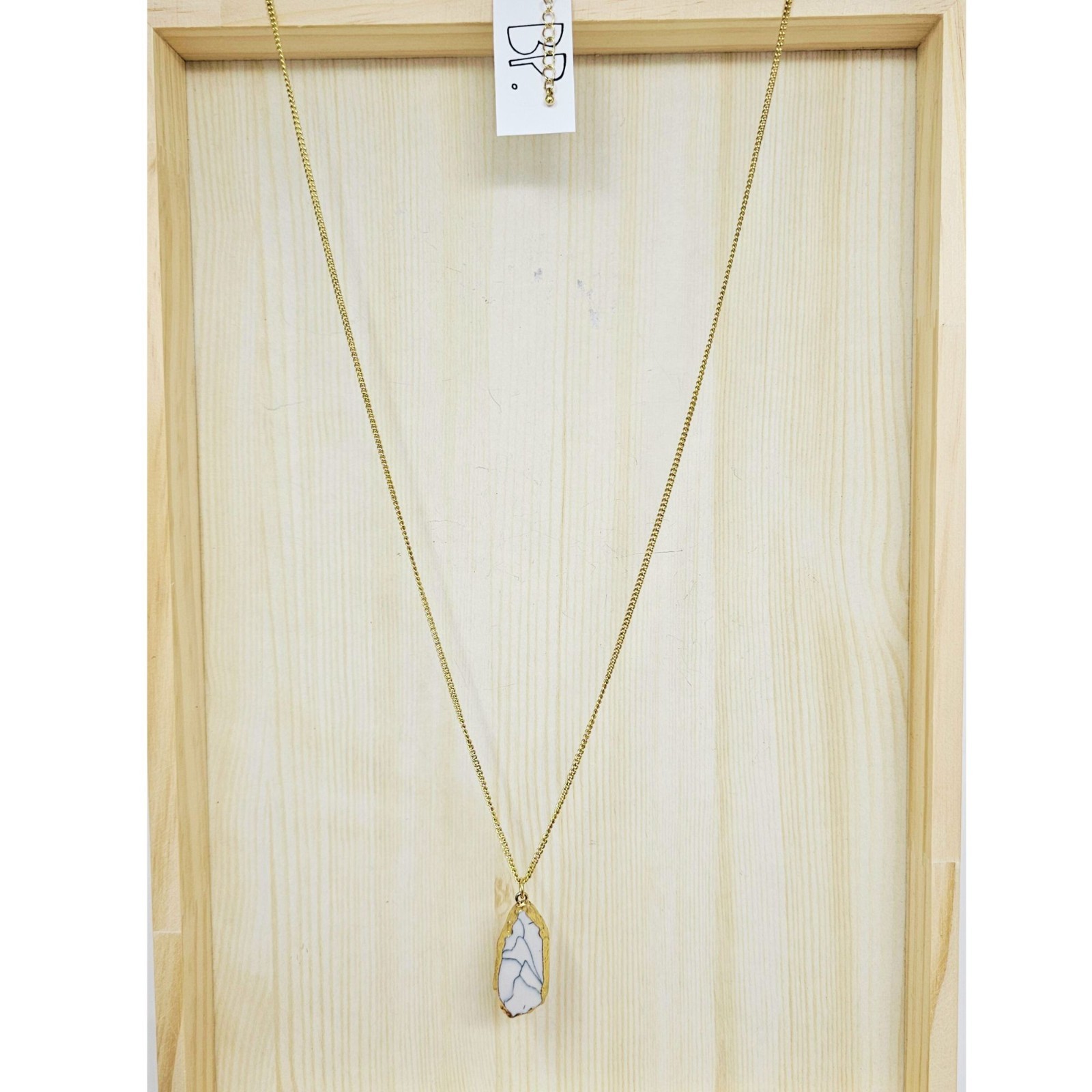 $18 Nordstrom Long Elegant Necklace Marble Pattern Pendant Gold Toned NWT