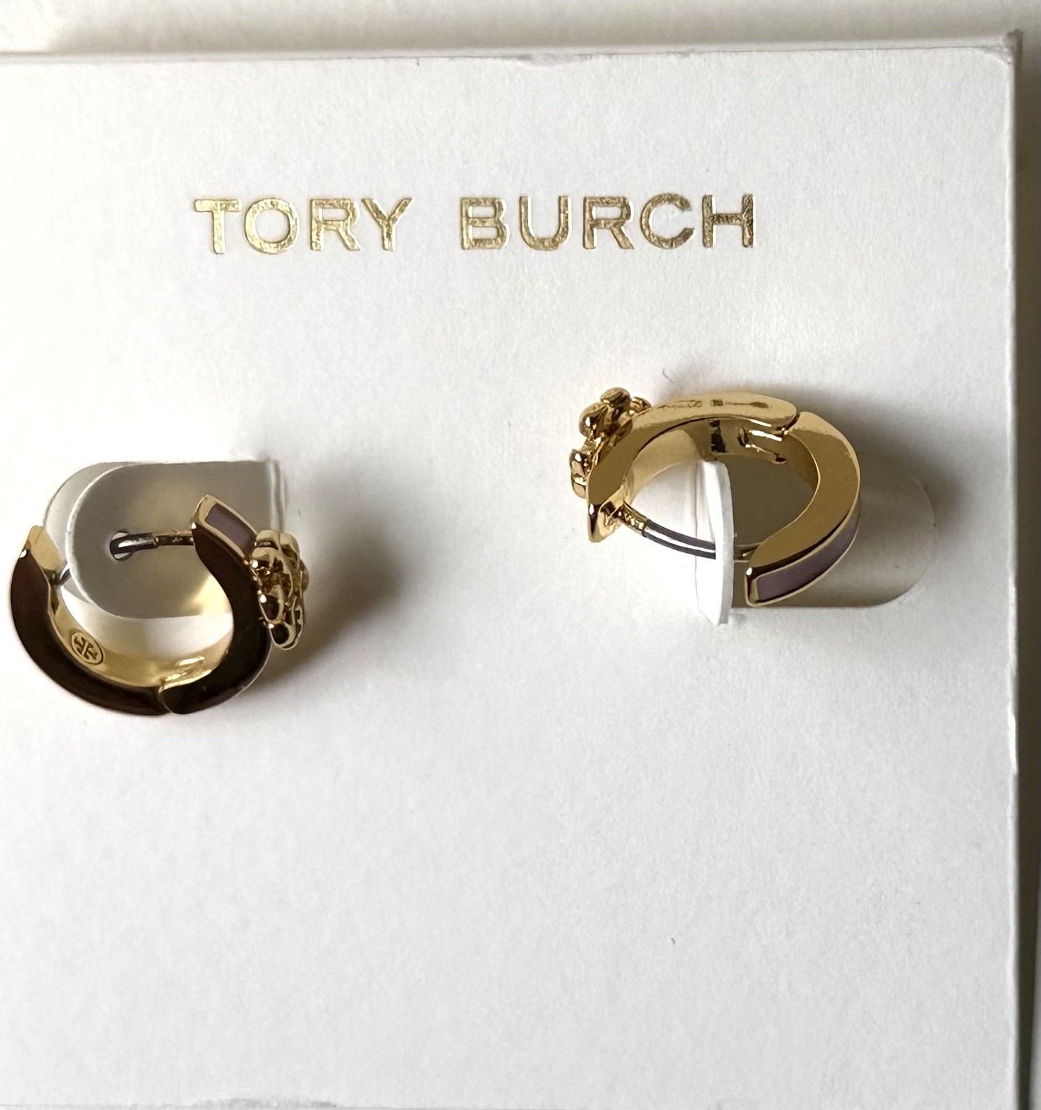 Tory Burch Gold RARE Metal Enamel Hoop Earrings Hinged Closure Round Lobe PINK