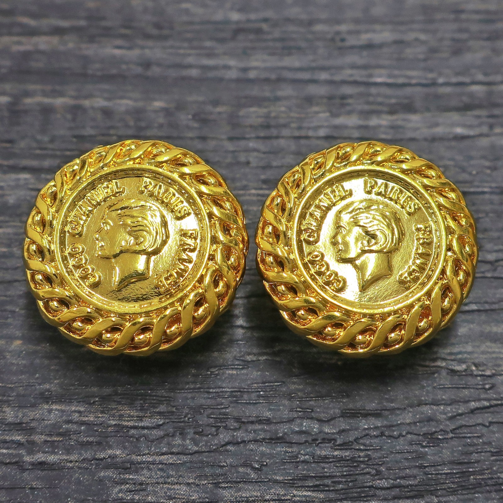 CHANEL Gold Plated CC Coco Round Vintage Clip Earrings #1378c Rise-on