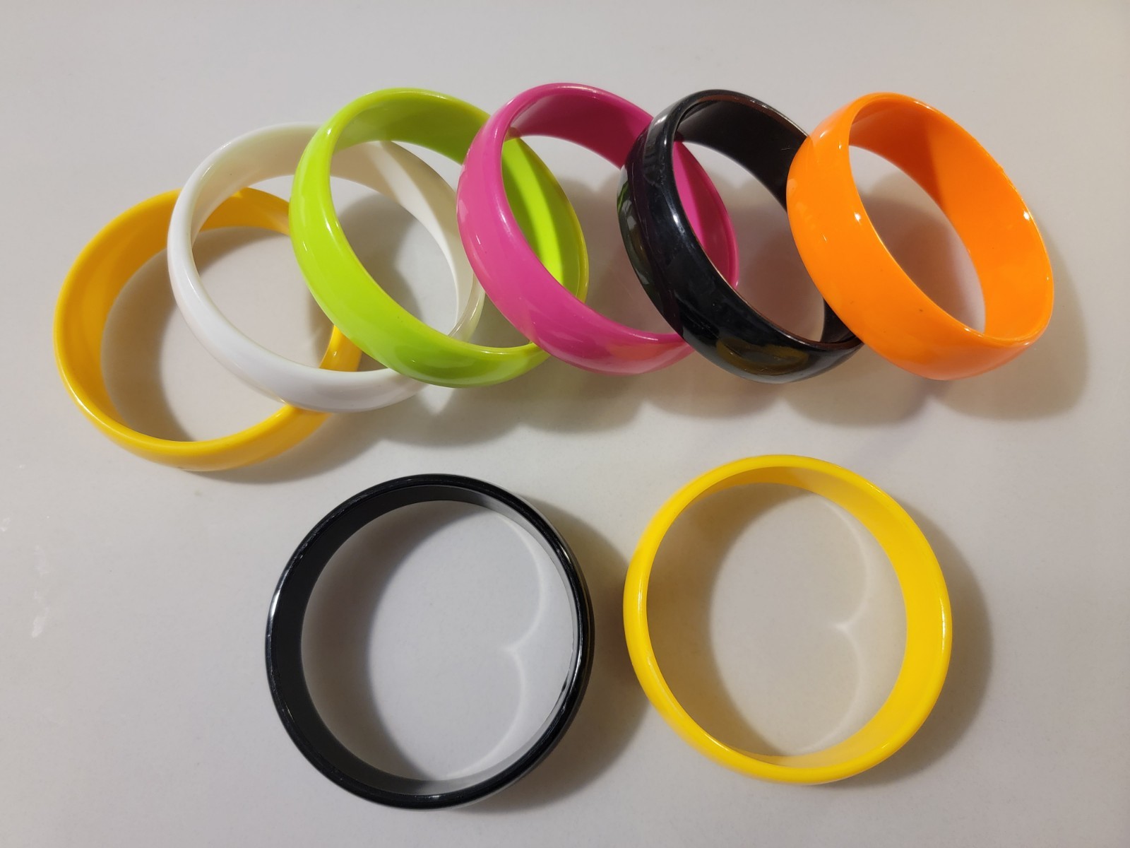 Plastic Bangle Bracelet – Yellow White Green Pink Black Orange New