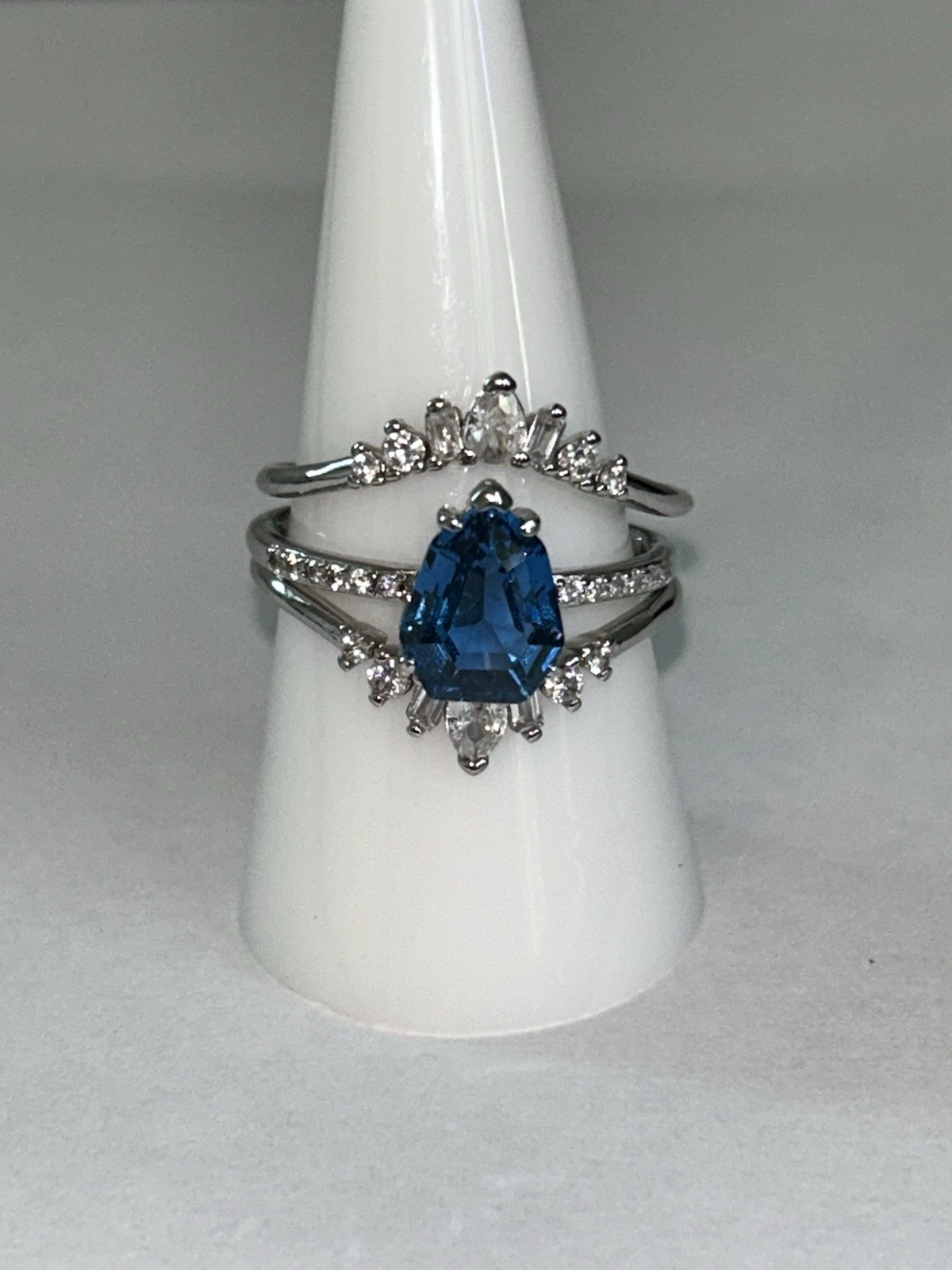 Size 9 ALL SUMMER LONG Blue Zircon Halo Rings (Set/2) Rhodium Bomb Party