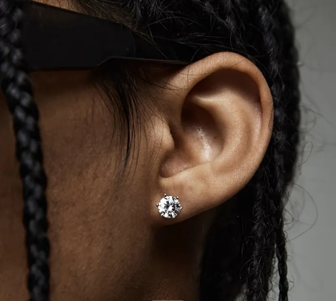 Exquisite 6 mm Diamond Cut Earring Pair Silver-Plated Will Enhance Many Outfits