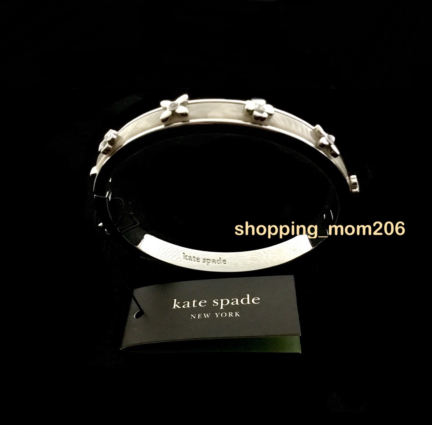 Kate Spade Heritage Bloom Hinged Bangle – Cream/Silver