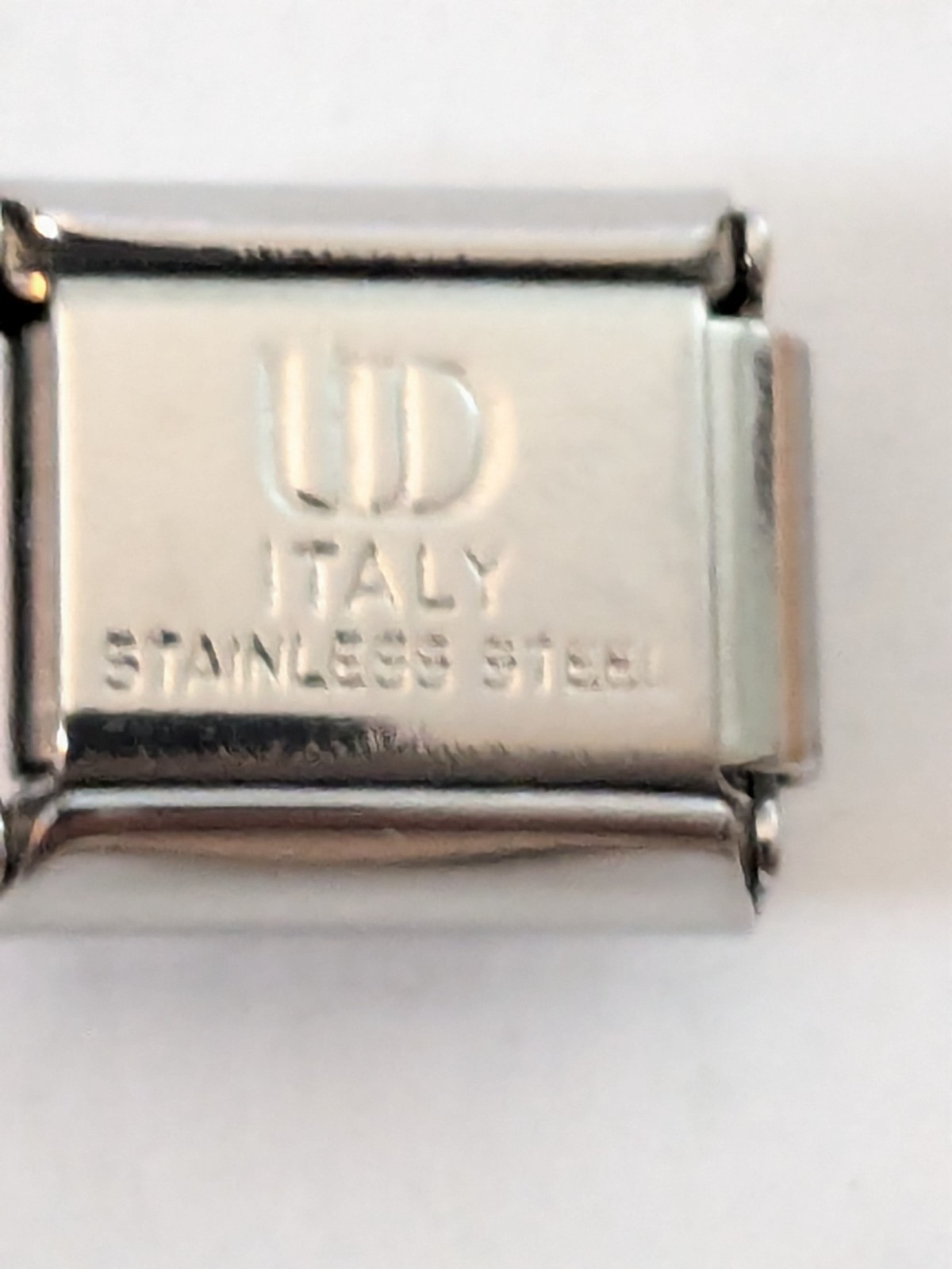 Authentic UD Unodomani Italy Charm CZ Gold Letter H 18k F36