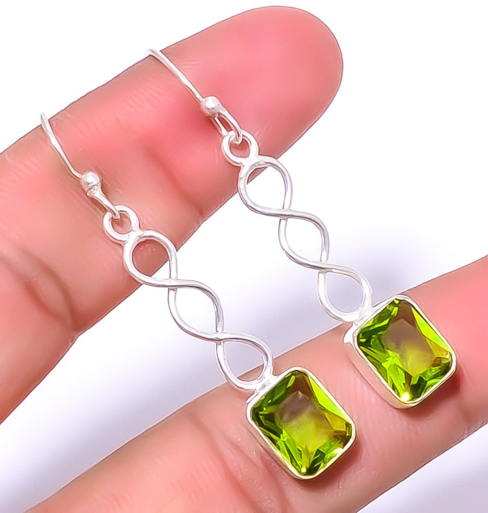 Peridot Gemstone 925 Silver Plated Spiral Earring 1.79″ T57