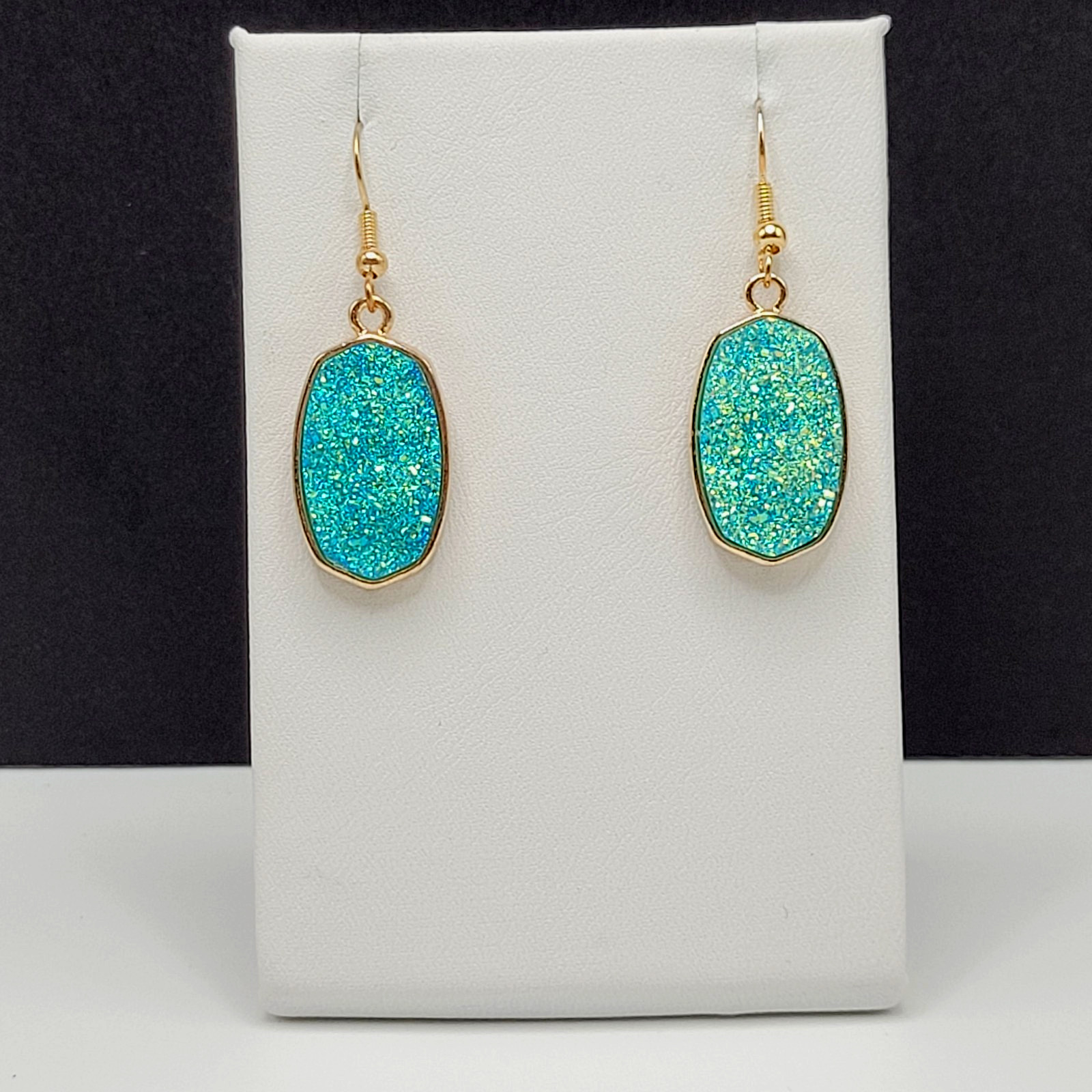 Modern Sparkle Faux Druzy Turquoise Color Gold Tone Pierced Hook Dangle Earrings