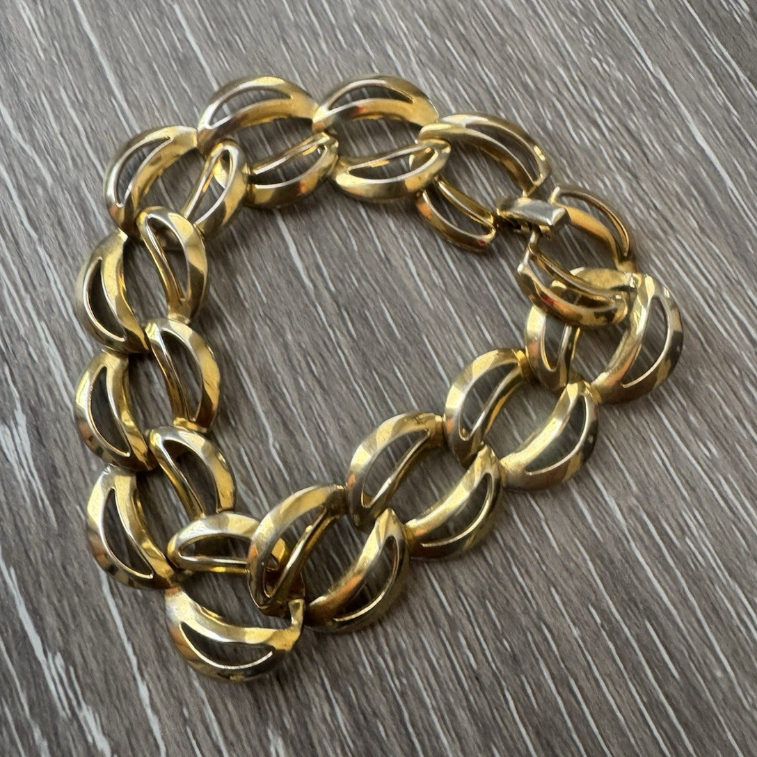 Napier Signed Gold Tone Oval Link Chain Bracelet 7 in Box Clasp