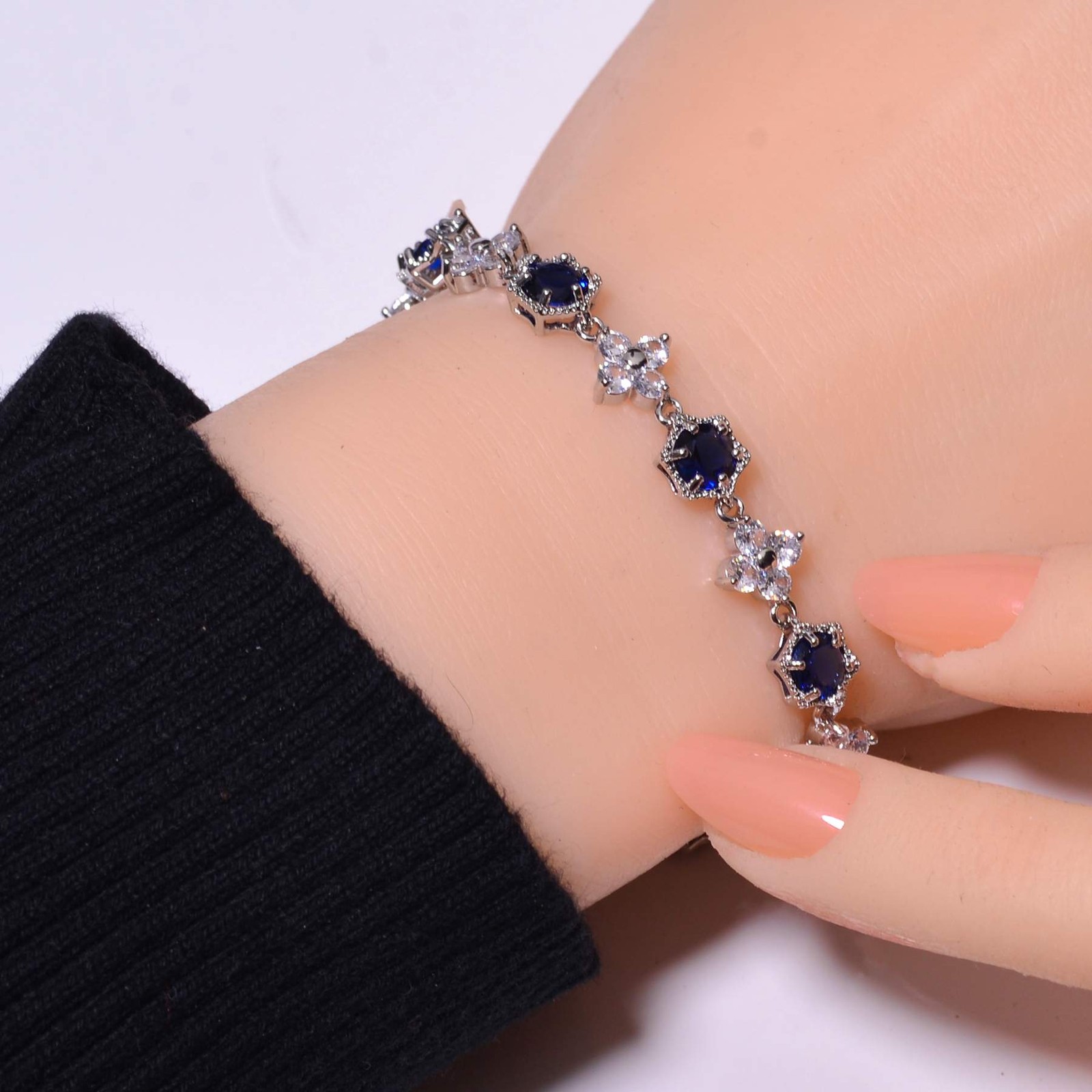 Blue Sapphire & CZ – Simulated 925 Sterling Silver Tennis Bracelet 8.99″ B67