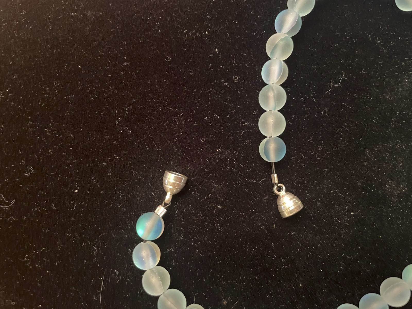 Blue Beaded Cat Charm Anklet. 10 Inches. Gift box.