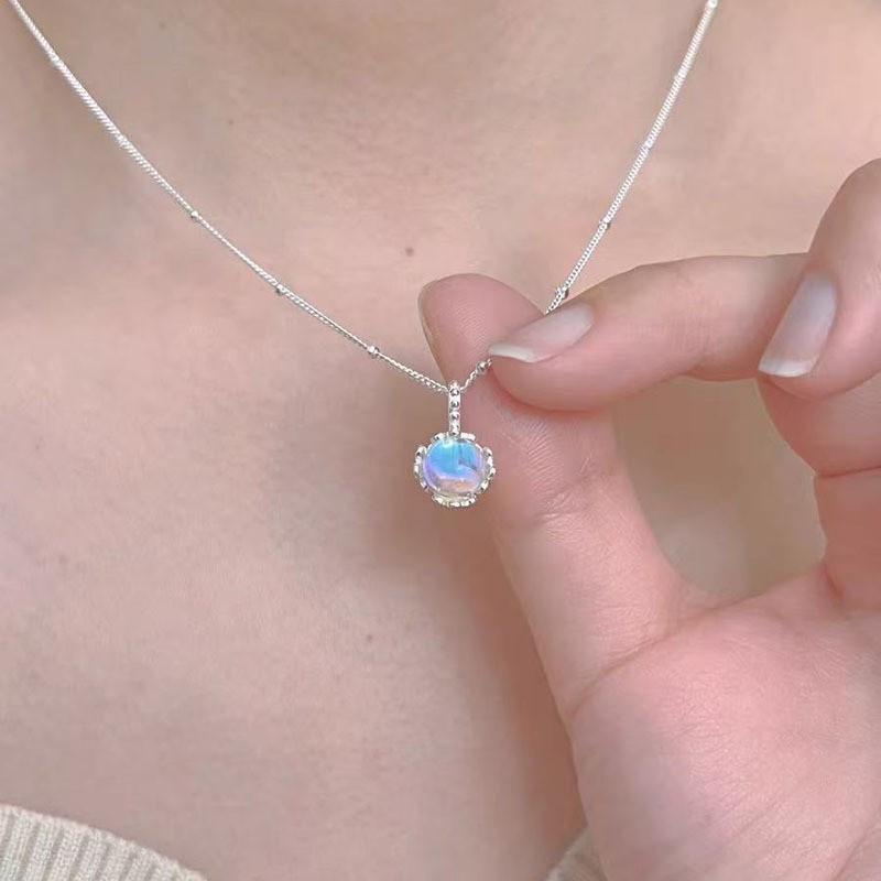 Elegant Moonstone Necklace Dainty Round Pendant Daily Life Guardian Jewelry