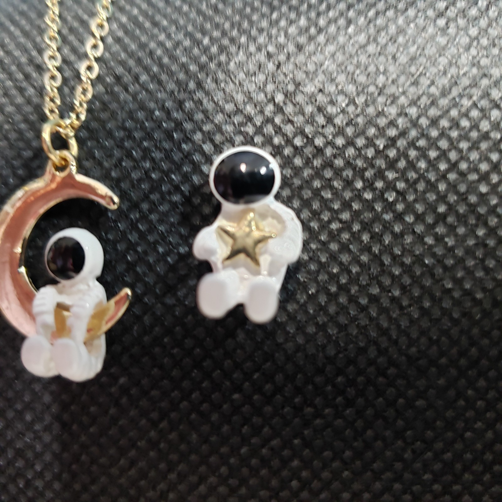 New 3D Astronauts with Moon & Stars Stud Earrings and Necklace Set NASA Space