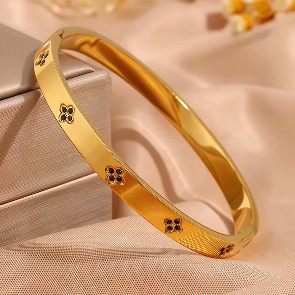 ZAKOL 5/1Pcs Sparkling Zirconia Inlaid Stainless Steel Bracelet Set for Women St
