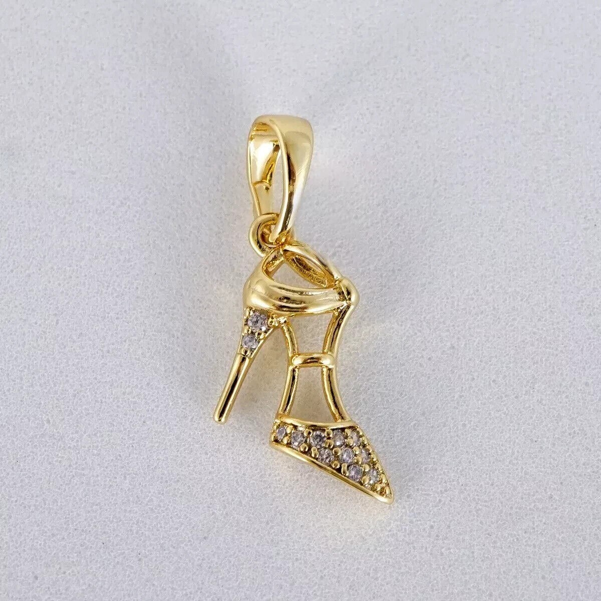 Women’s Slink Heel Pendant 1Ct Round Simulated Diamond In 14k Yellow Gold Plated