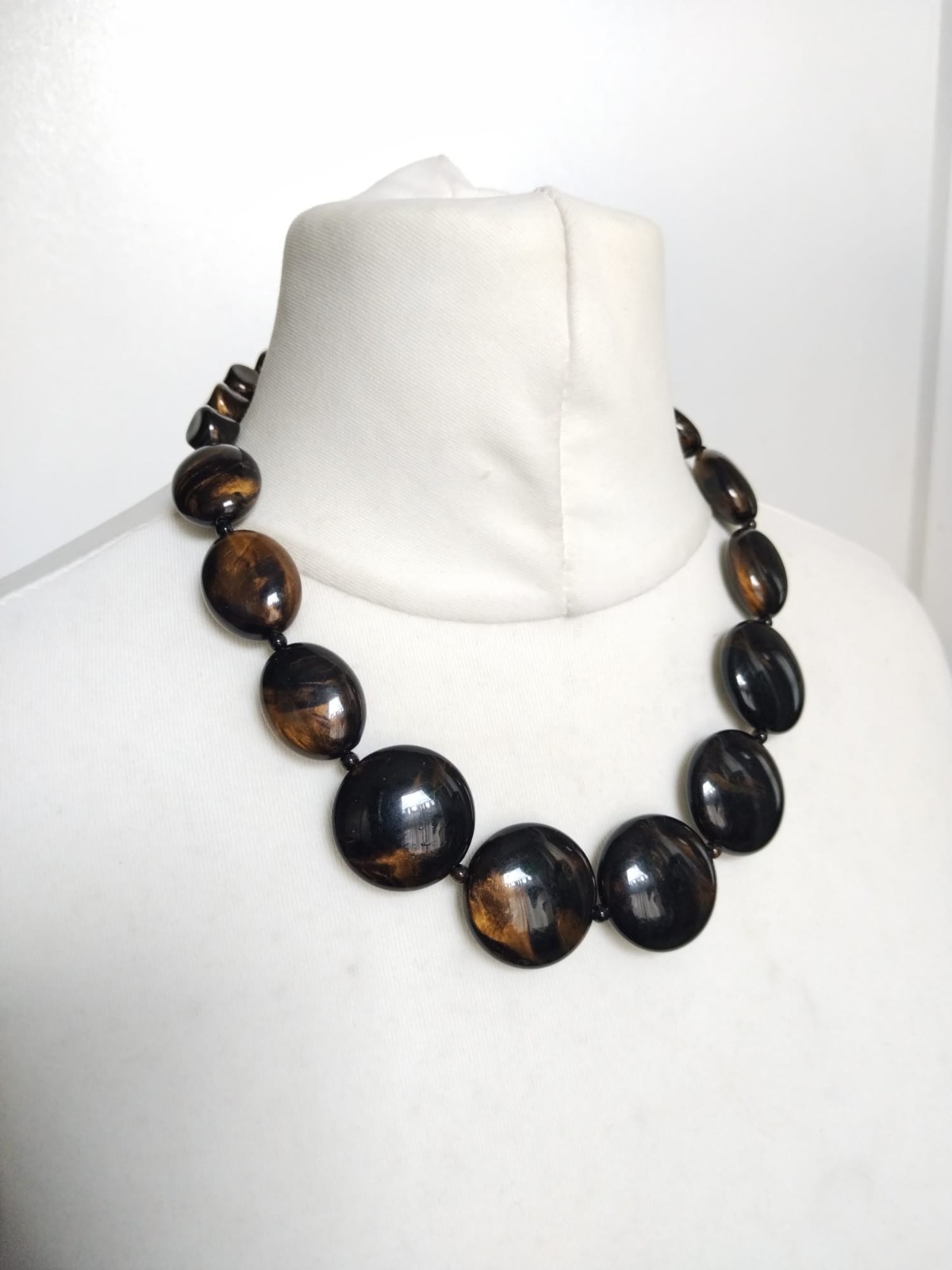 Black Gold Marble Effect Mixed Shapes Plastic Beads Graduated Necklace