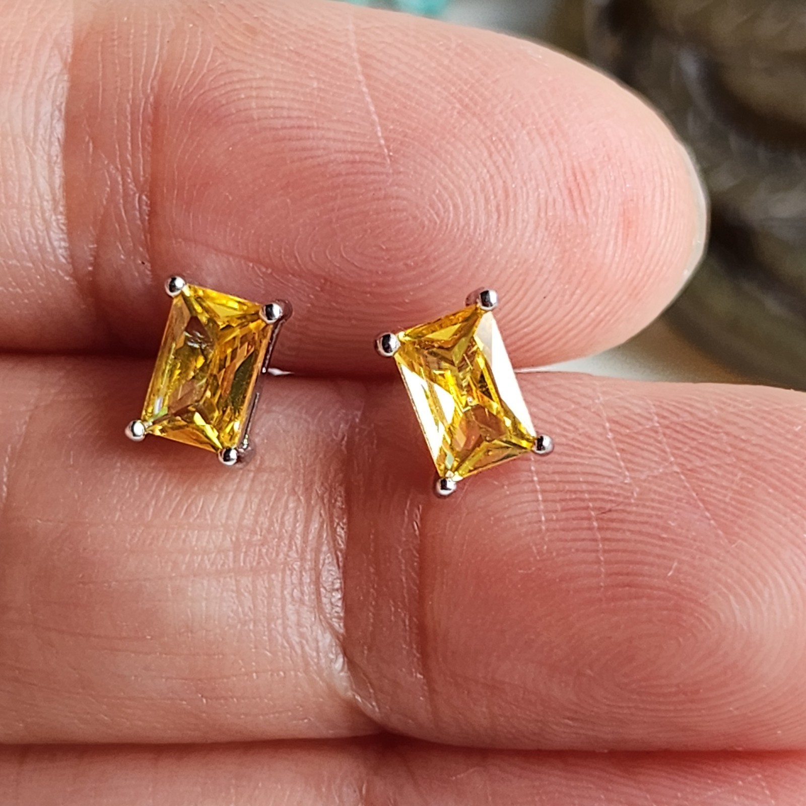 925 Sterling Silver 1CT Emerald Cut Citrine 5x7mm Earrings Gemstone Gold-Plated
