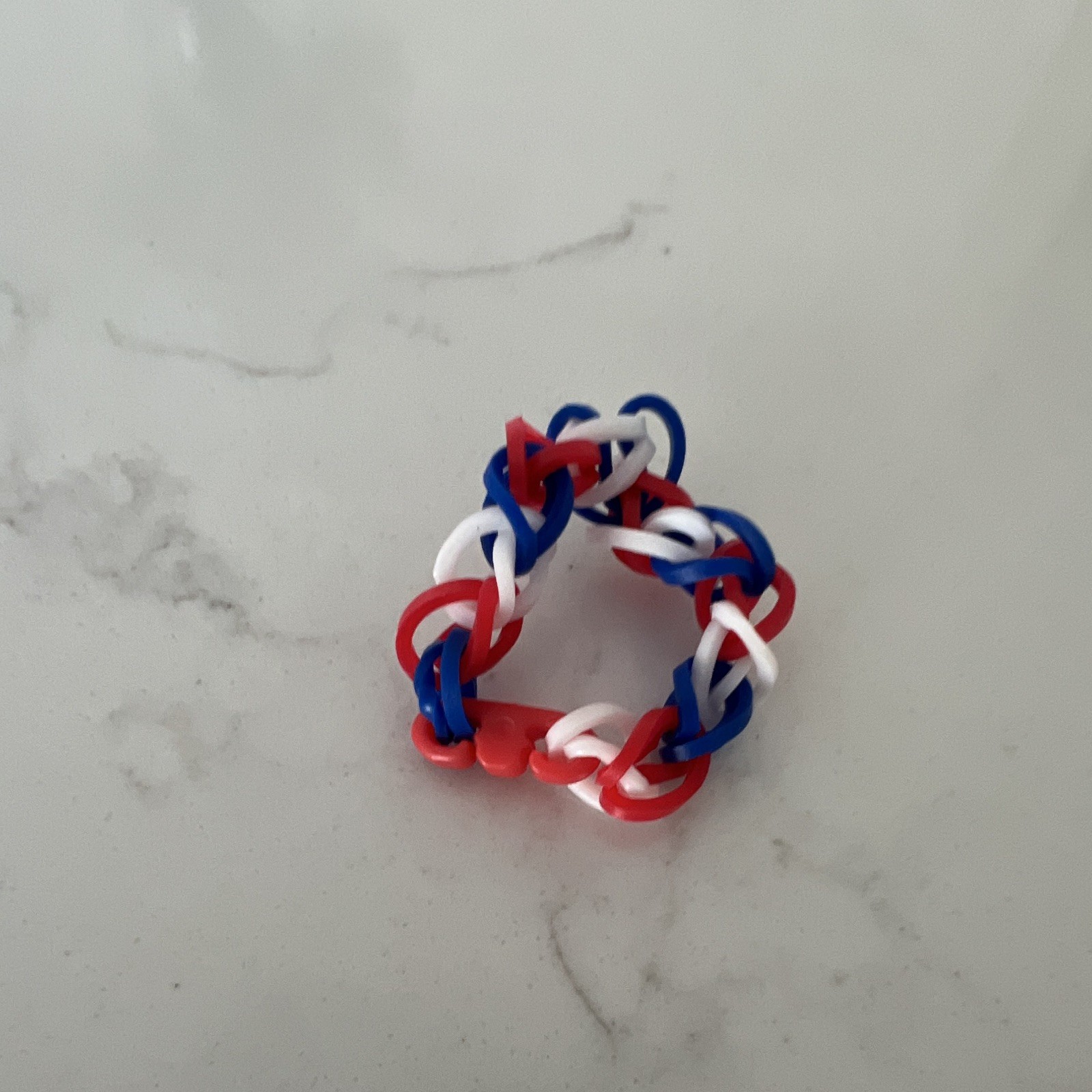 2x Rubber Band Loom Chain Link Bracelets Red White Blue No Stone Rubber