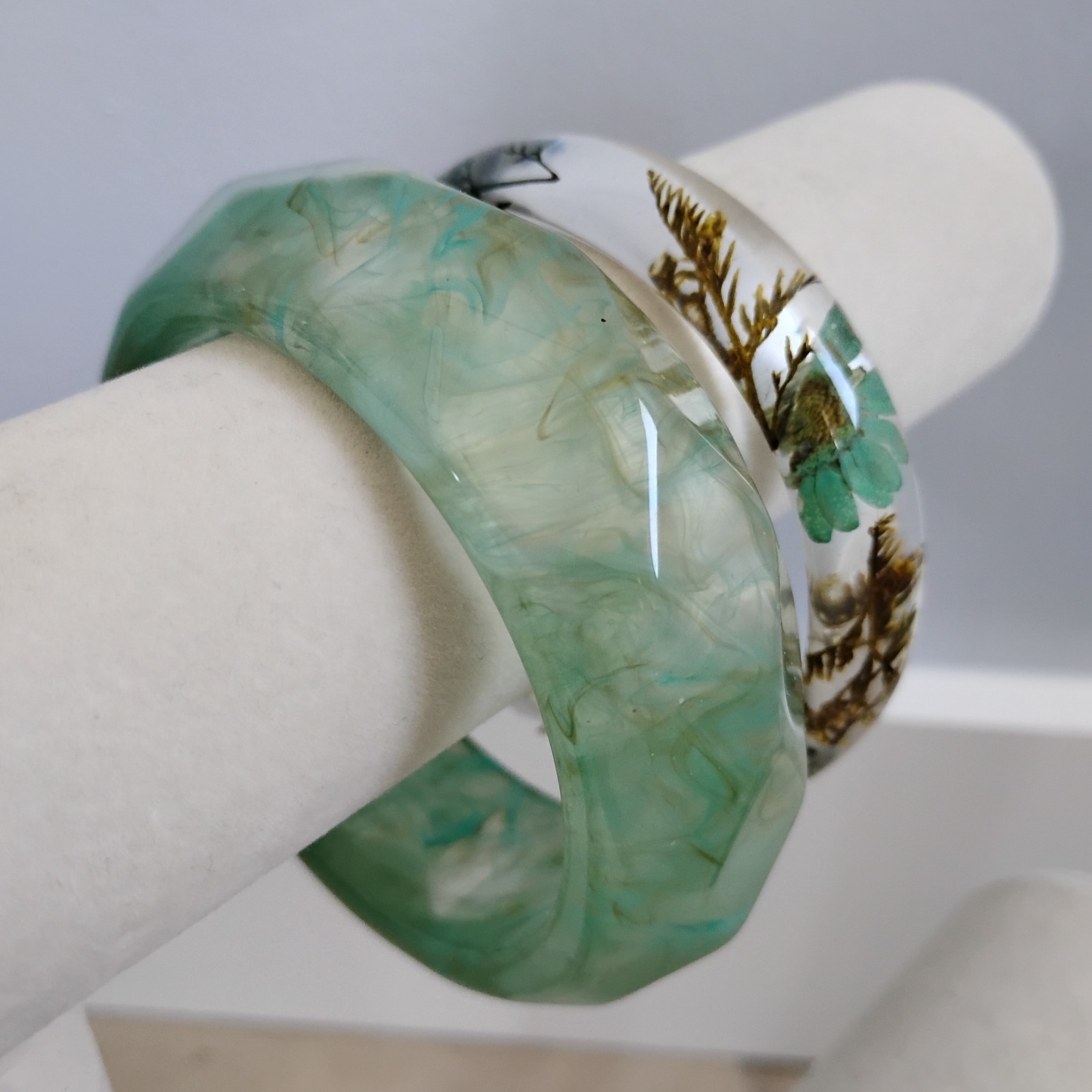 New Green Teal Translucent Clear Encased Flowers Bangle Bracelet Set Chunky Sz 8