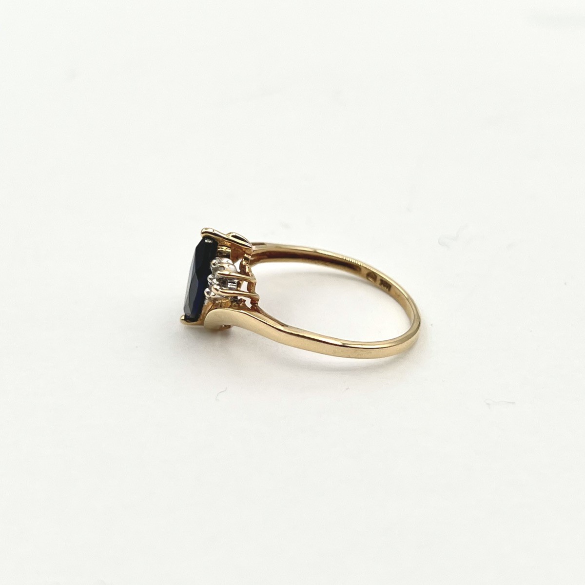 10k Yellow Gold Simulated Sapphire Marquise w/ Diamond Accents Ring Sz 7.25