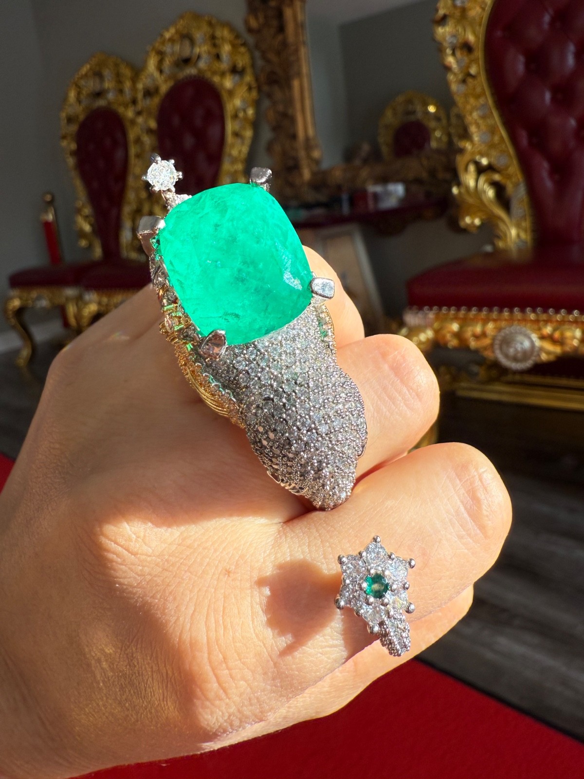 Queen Elephant 3 Finger Ring Emerald Ruby Austrian Crystals Platinum Plated Sz 8