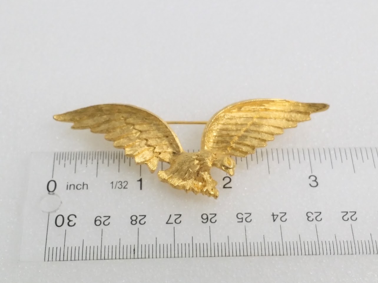 Unsigned Gold tone Eagle Brooch
