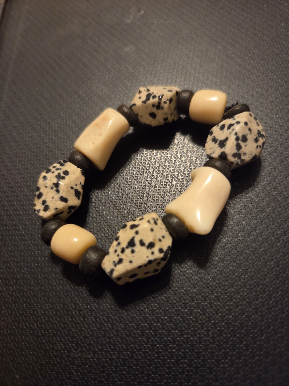 Beautiful White Coral & Dalmation Jasper Gemstones Stretch Bracelet 6.5inches