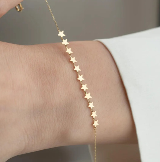 Dainty Star Chain Bracelet – Minimalist 14K Yellow Gold Jewelry 19 cm/7.5 inches