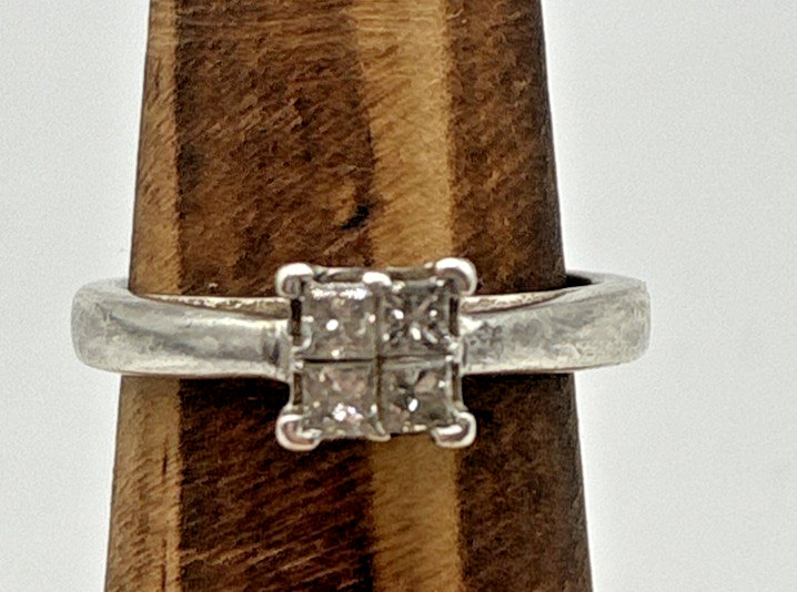 Platinaire SK9 Sterling Silver Diamond Princess Cut Cluster Ring Size 6.5 3.7g