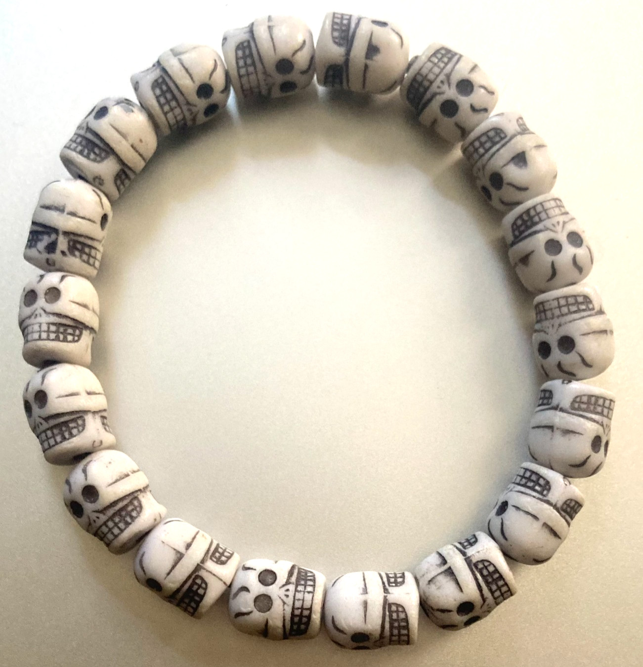 Gothic Skull Stretch Bracelet Beaded White Unisex One Size Fits Most 2010s