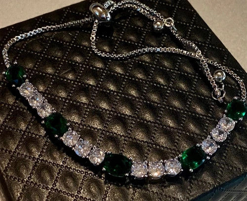 18K White Gold Plated Bolo Tennis Bracelet Made Simulated Diamond Green Stone