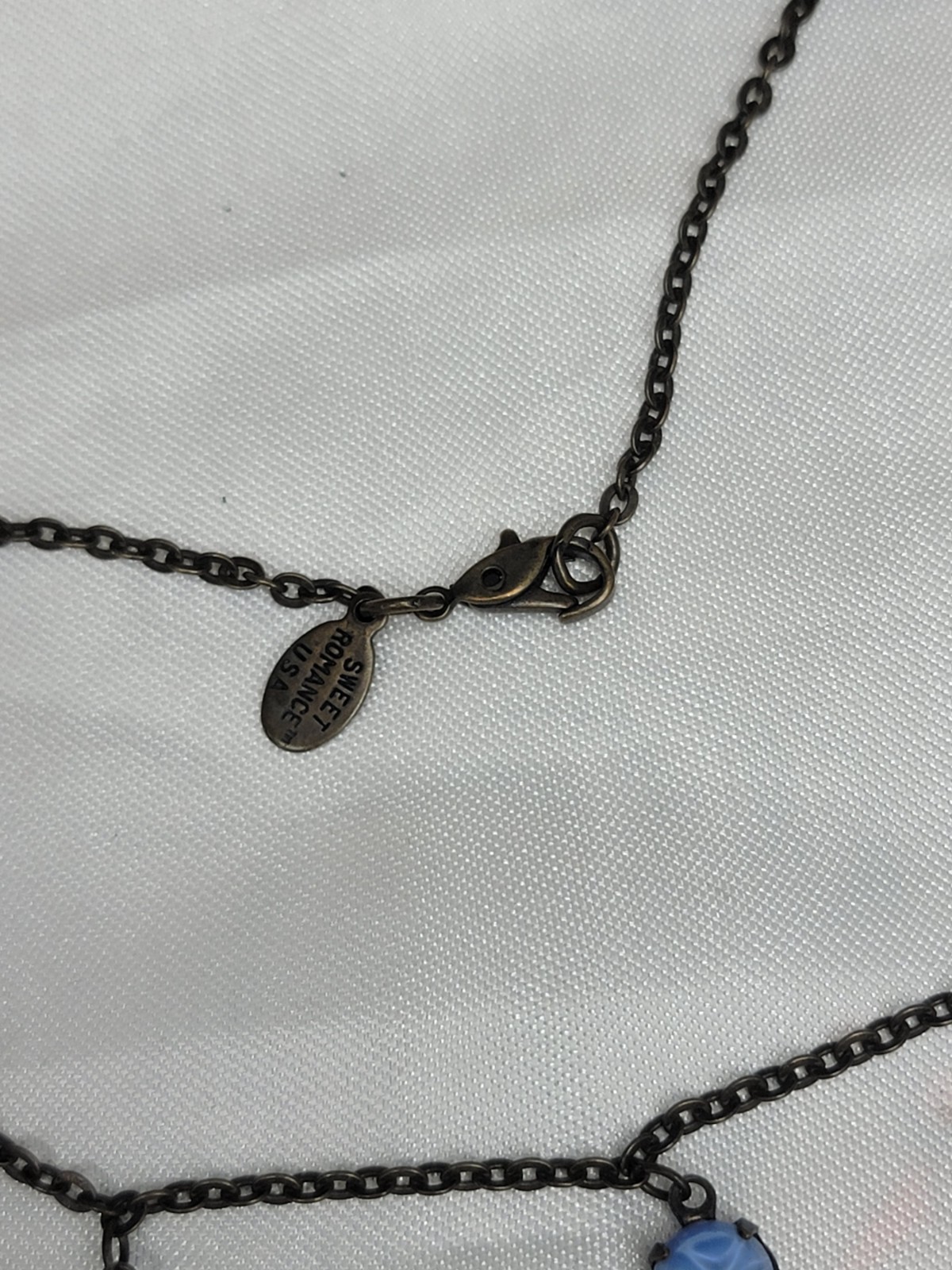 Sweet Romance USA Blue Glass Necklace