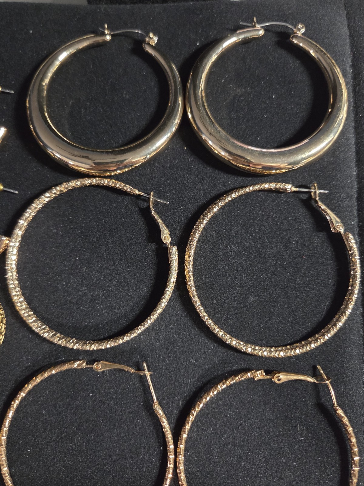 Six Pairs Pierced Earrings Costume Clean 1″ And 2″ In Diameter Excellent