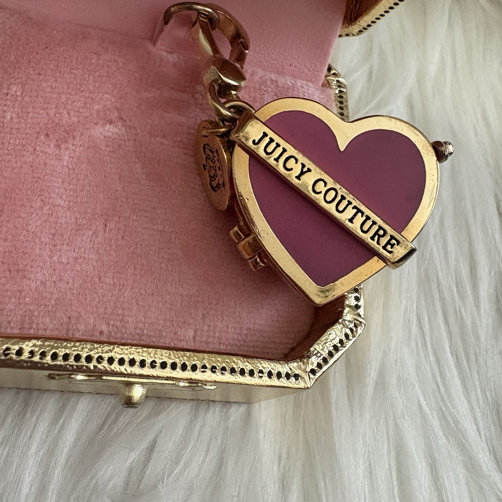 Authentic Juicy Couture 2007 LE Be Mine Heart Chocolate Candy Box Charm – NEW