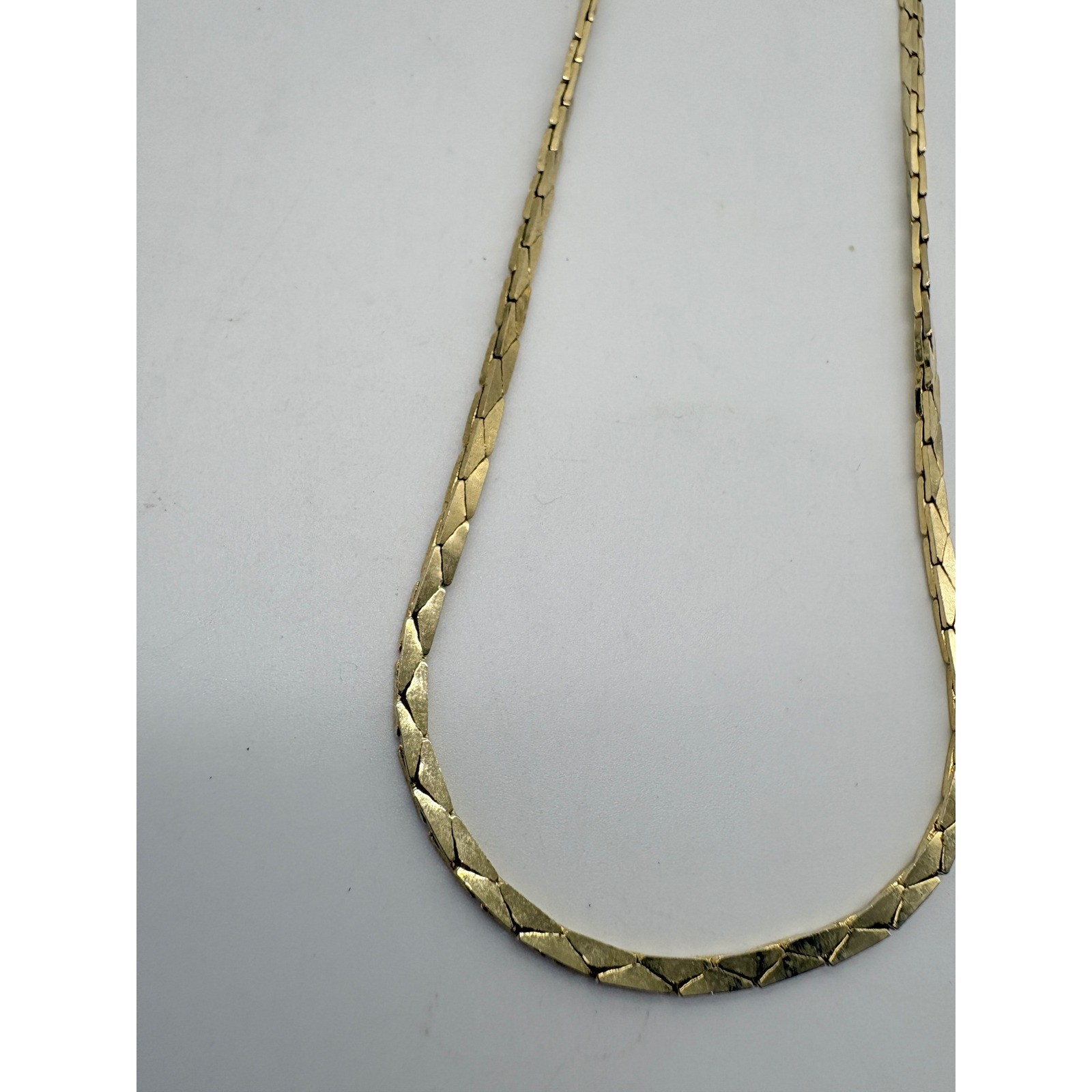 Vintage Gold Tone Flat Snake Herringbone Link Chain Necklace 22 Inch