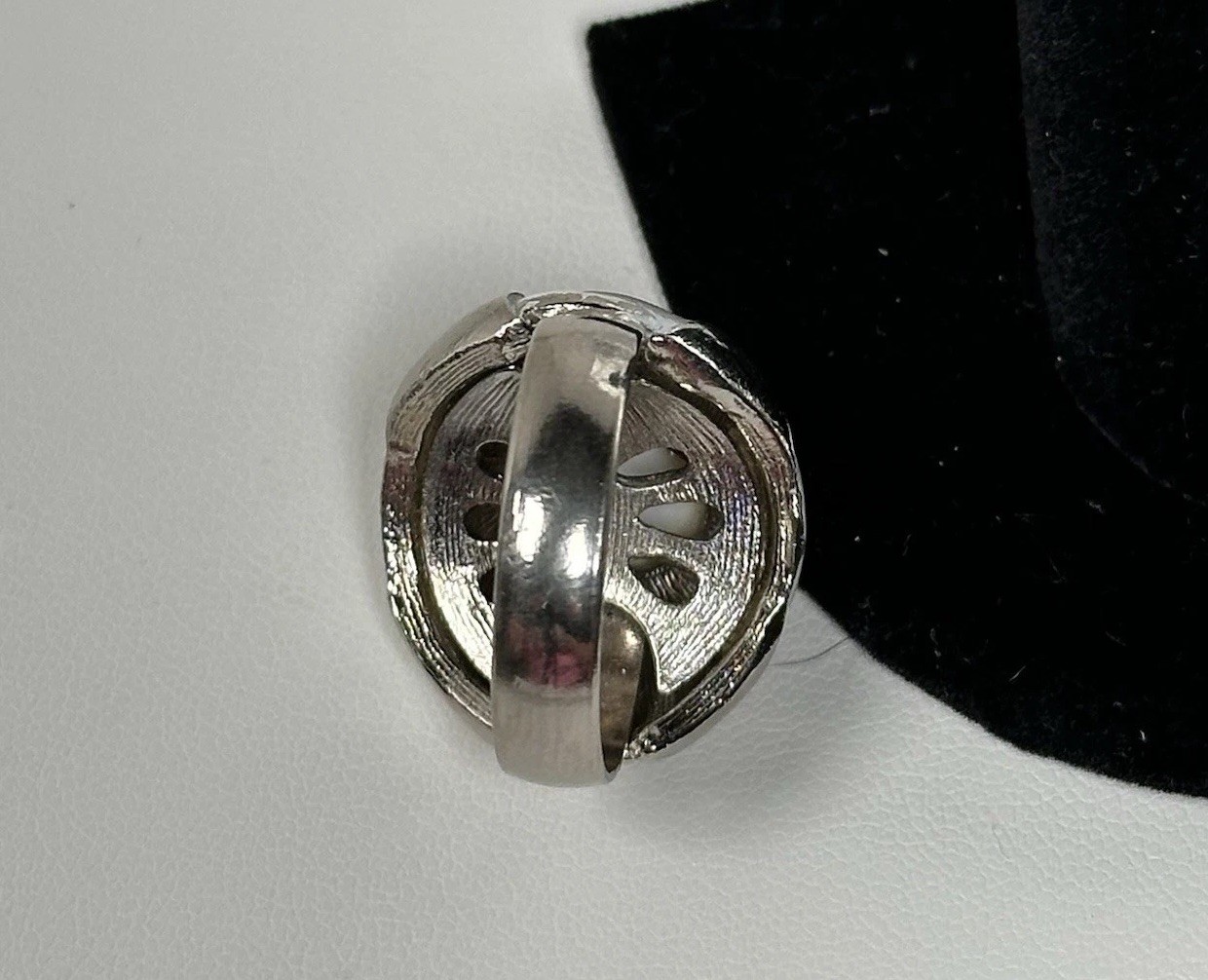 Vintage White Enamel Dome Silver Tone 20mm Wide Size 5 Adjustable