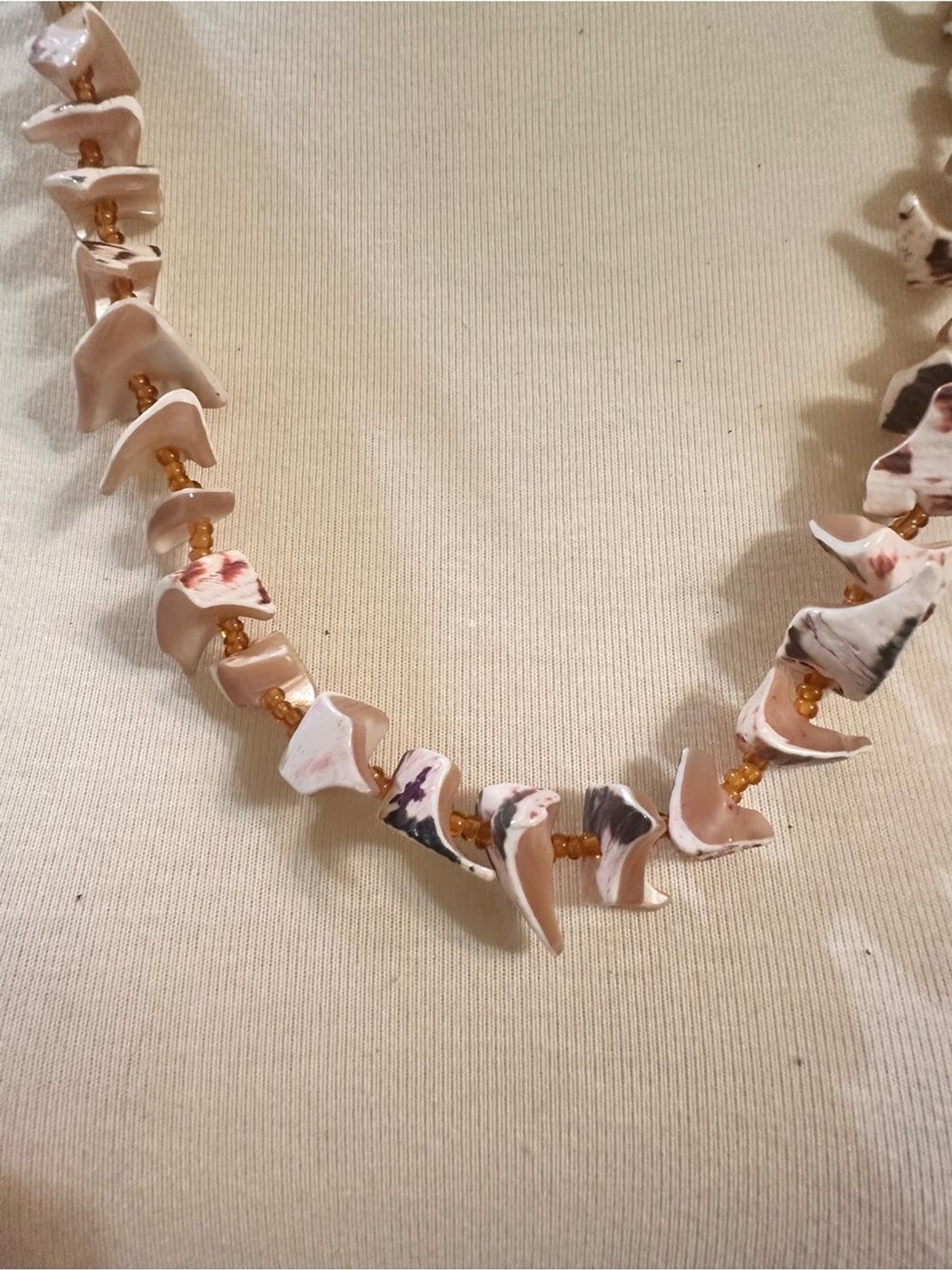 Source Unknown Beige and Cream Shell Necklace with Gold Bead Accents
