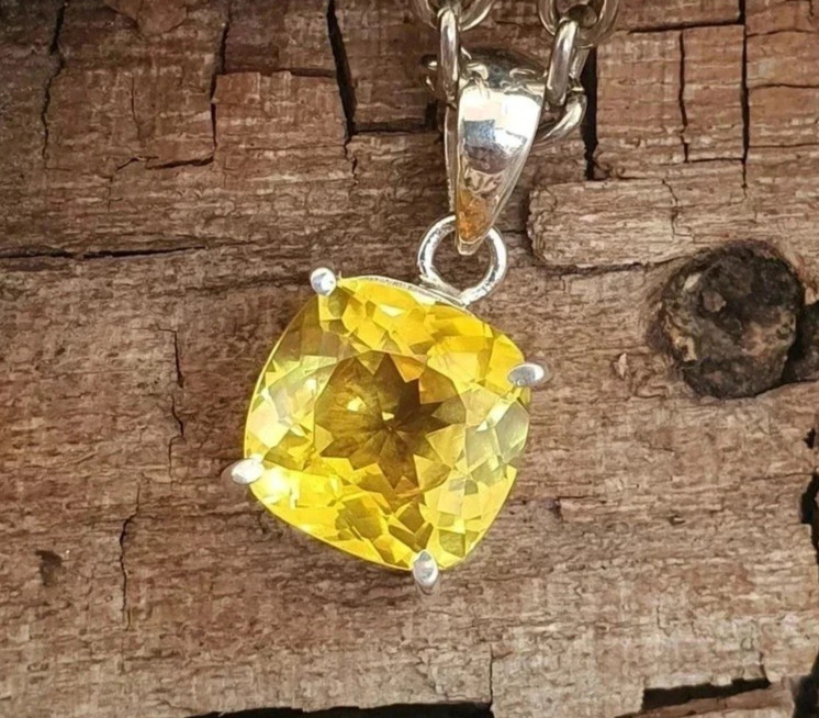 22 Ct Natural yellow Sapphire Cushion Cut 925 Solid Silver Pendant Gemstone