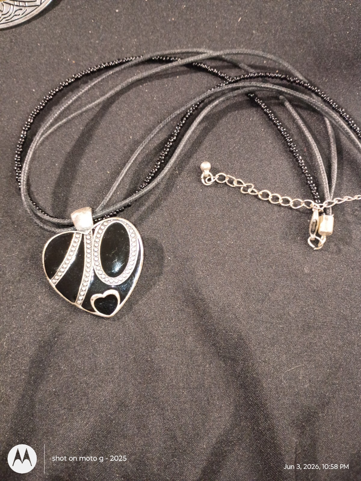 Black Silver Gold Tone Adjustable Pendant Necklace Set Lot 3 Round Heart Theme