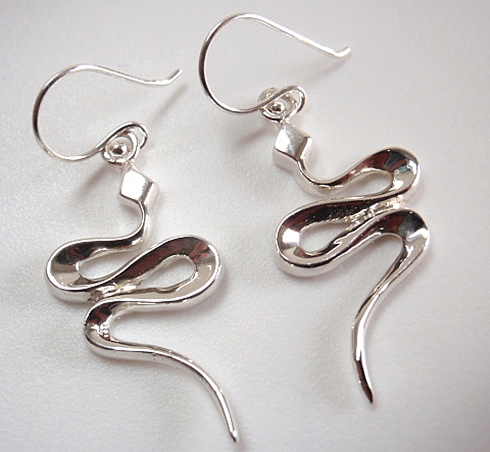 Diamond-Shaped Head Snake Earrings Sterling Silver Dangle Corona Sun Jewelry