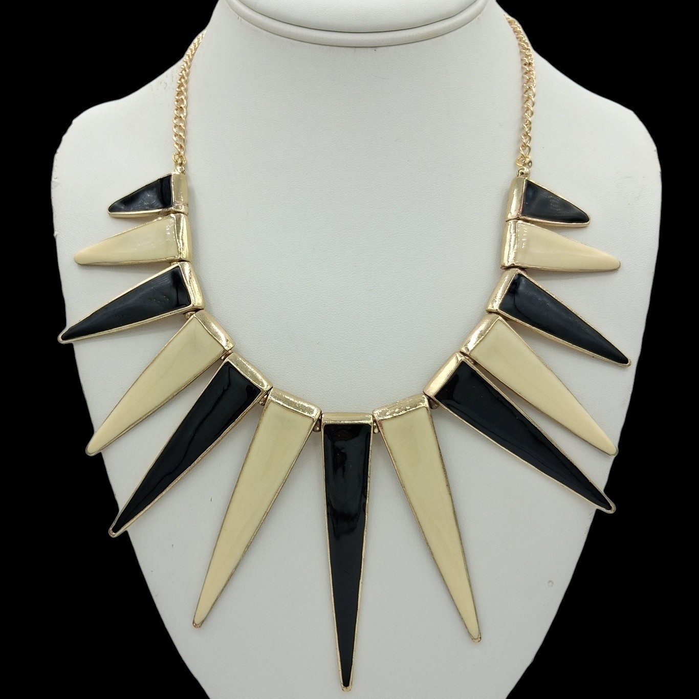 Black Ivory Enamel Spike Statement Necklace Gold Tone Geometric 18 Inch