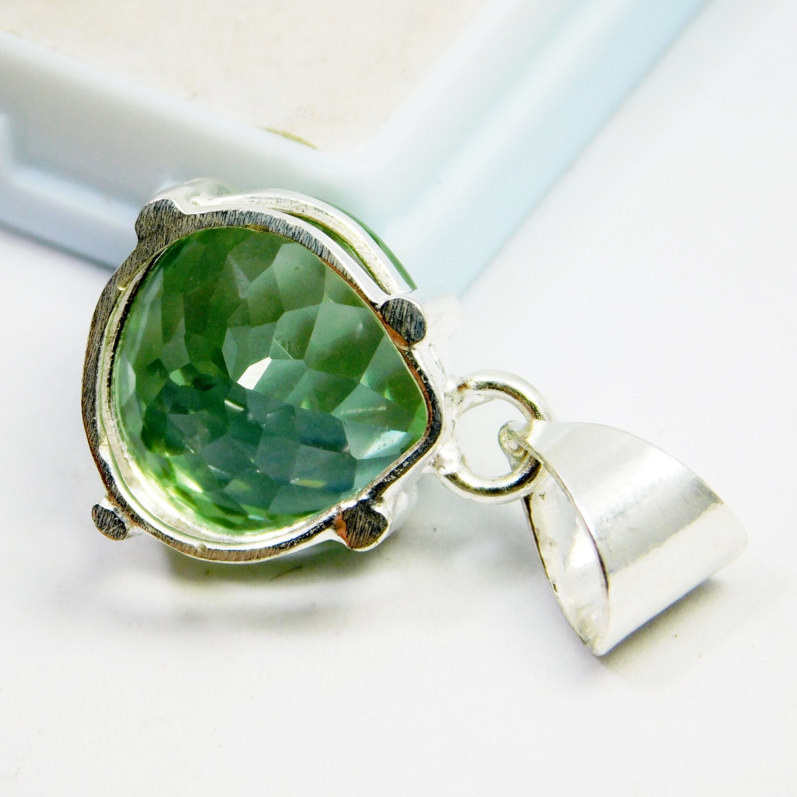 Certified Natural Olive Green Sapphire 60 Ct 925 Solid Silver Gemstone Pendant