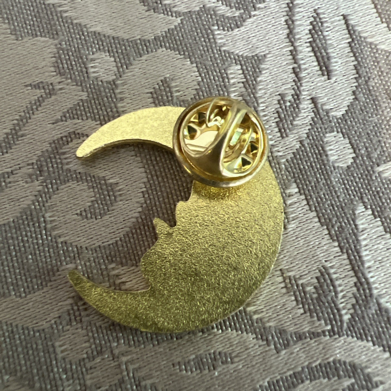 Enamel Pin Crescent Moon Night Outdoors Brooch Backpack Camping Hiking Tent