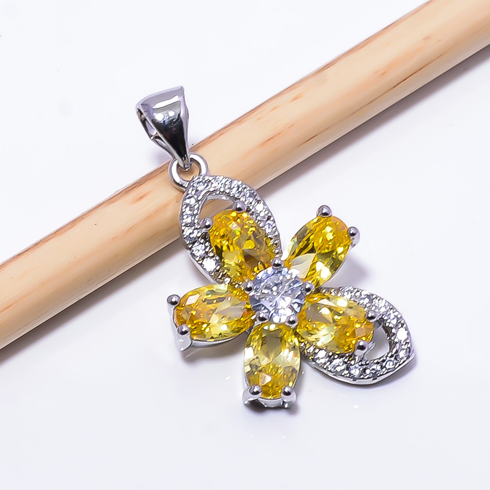 Yellow Sapphire – Simulated & CZ 925 Sterling Silver Flower Pendant 1.09″ P12